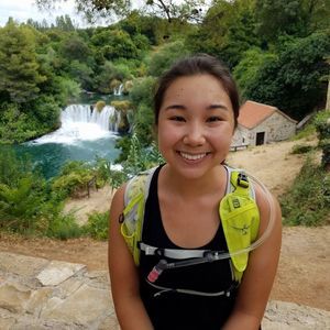 Meet your Posher, Anna